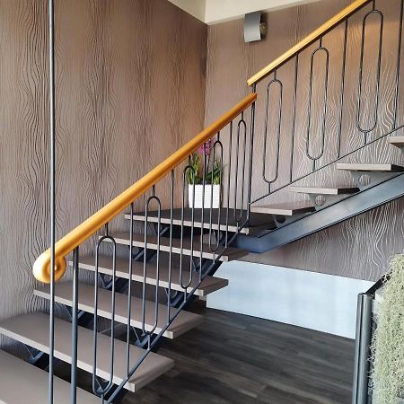 Stop&Go Suites And Apartments マラネッロ エクステリア 写真
