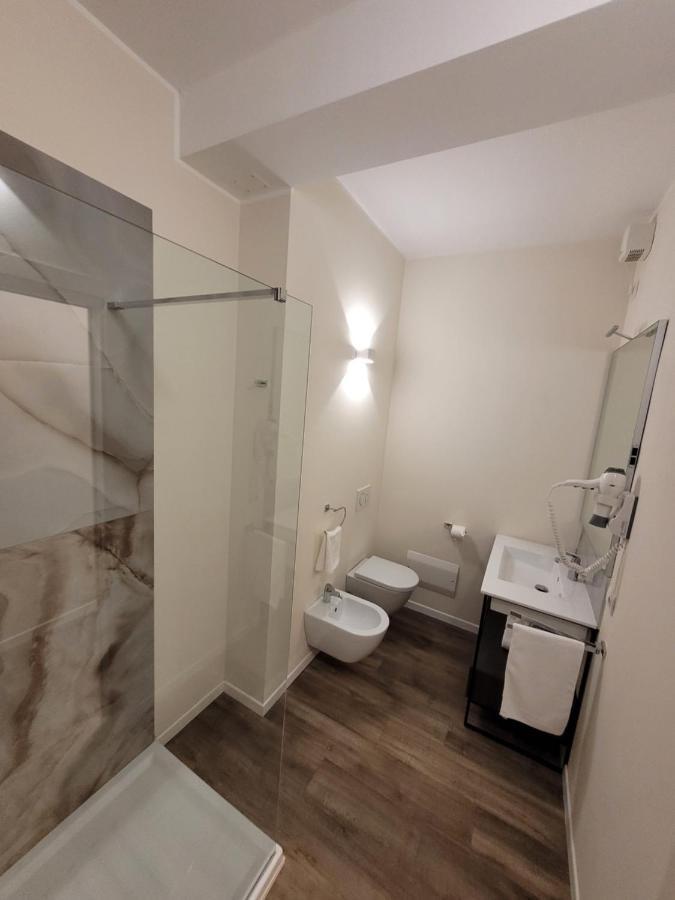 Stop&Go Suites And Apartments マラネッロ エクステリア 写真