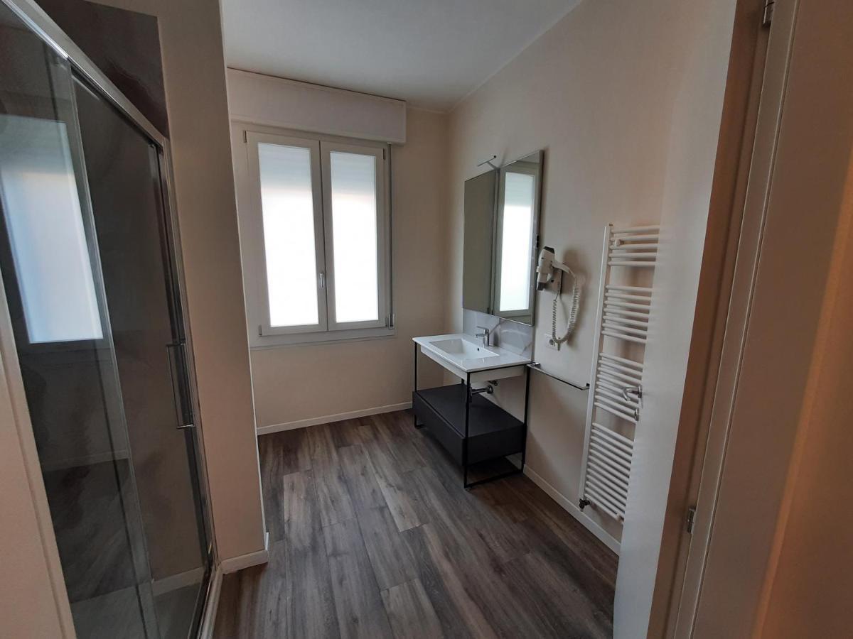 Stop&Go Suites And Apartments マラネッロ エクステリア 写真