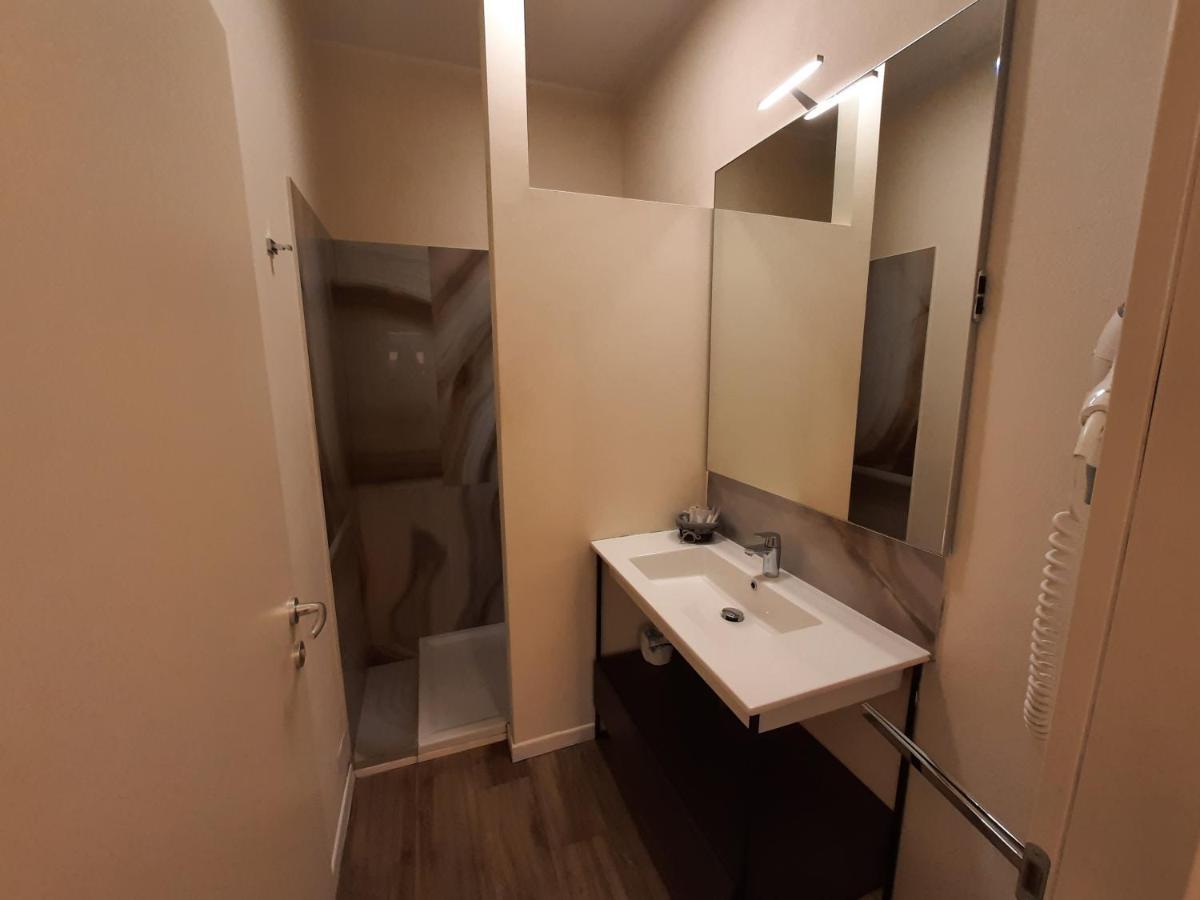 Stop&Go Suites And Apartments マラネッロ エクステリア 写真