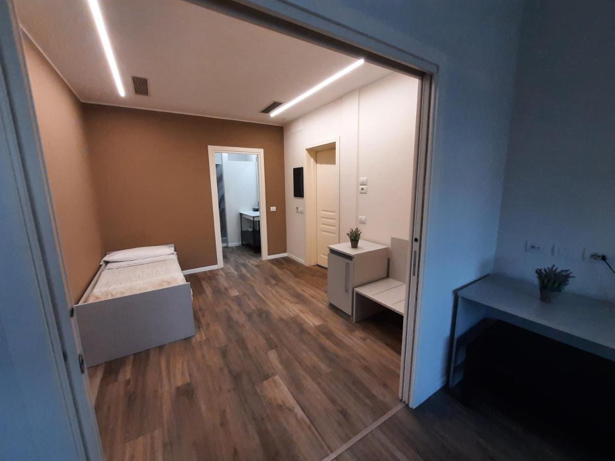 Stop&Go Suites And Apartments マラネッロ エクステリア 写真